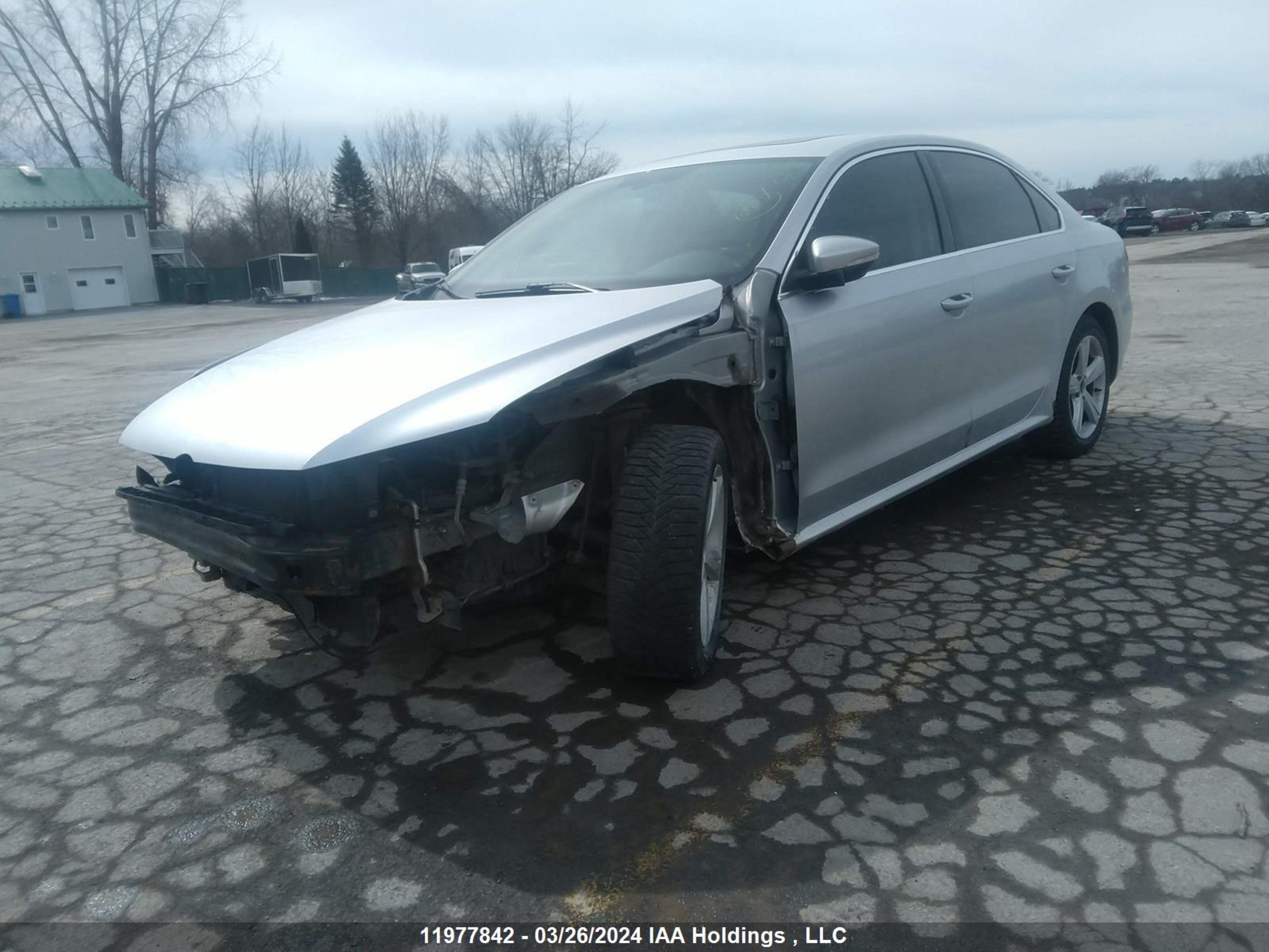 Photo 1 VIN: 1VWBH7A38CC031242 - VOLKSWAGEN PASSAT 