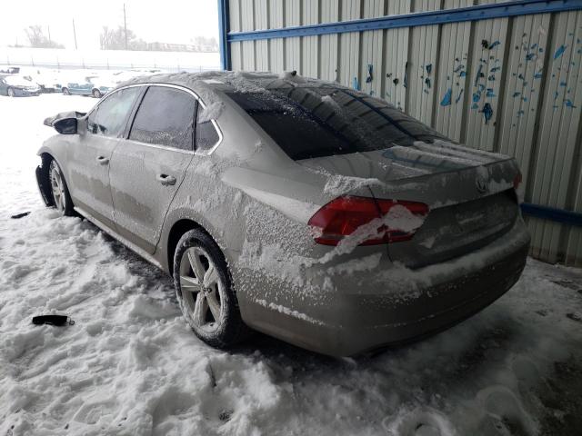 Photo 2 VIN: 1VWBH7A38CC068615 - VOLKSWAGEN PASSAT 