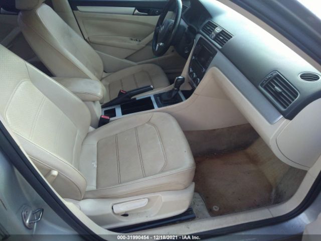 Photo 4 VIN: 1VWBH7A38CC069327 - VOLKSWAGEN PASSAT 