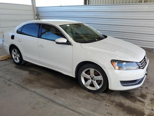 Photo 3 VIN: 1VWBH7A38CC076410 - VOLKSWAGEN PASSAT 