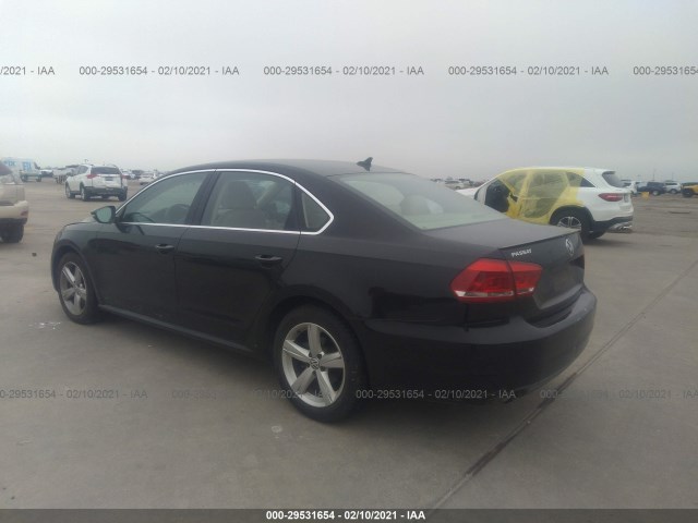 Photo 2 VIN: 1VWBH7A38CC085852 - VOLKSWAGEN PASSAT 