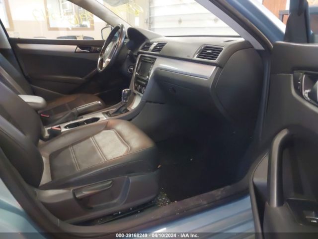 Photo 4 VIN: 1VWBH7A38DC000140 - VOLKSWAGEN PASSAT 