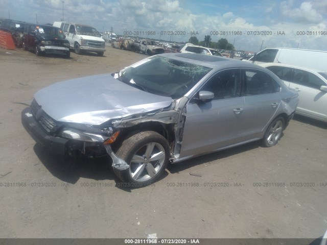 Photo 1 VIN: 1VWBH7A38DC028584 - VOLKSWAGEN PASSAT 