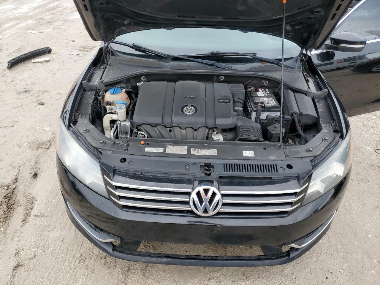 Photo 10 VIN: 1VWBH7A38DC064677 - VOLKSWAGEN PASSAT 