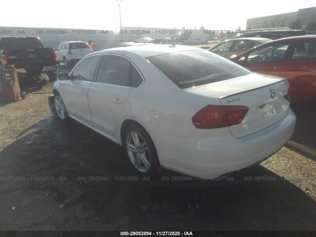 Photo 2 VIN: 1VWBH7A39CC111102 - VOLKSWAGEN PASSAT 