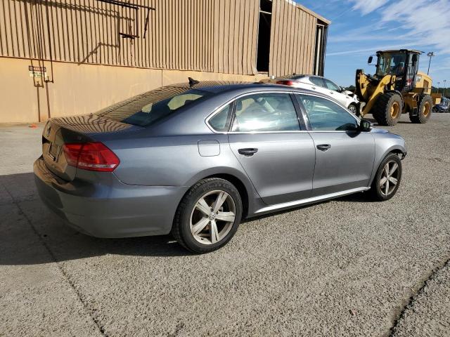 Photo 2 VIN: 1VWBH7A39DC065840 - VOLKSWAGEN PASSAT 