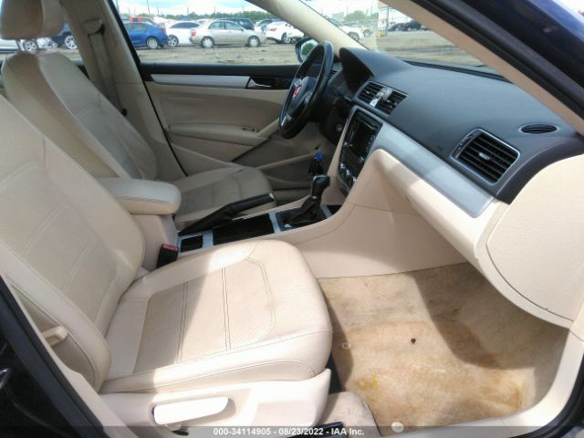 Photo 4 VIN: 1VWBH7A3XCC096187 - VOLKSWAGEN PASSAT 