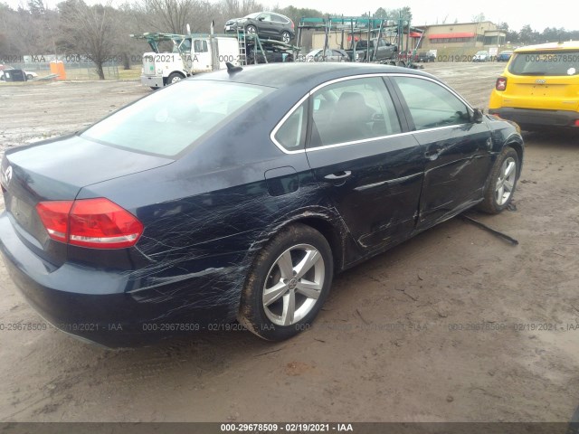 Photo 3 VIN: 1VWBH7A3XDC072988 - VOLKSWAGEN PASSAT 