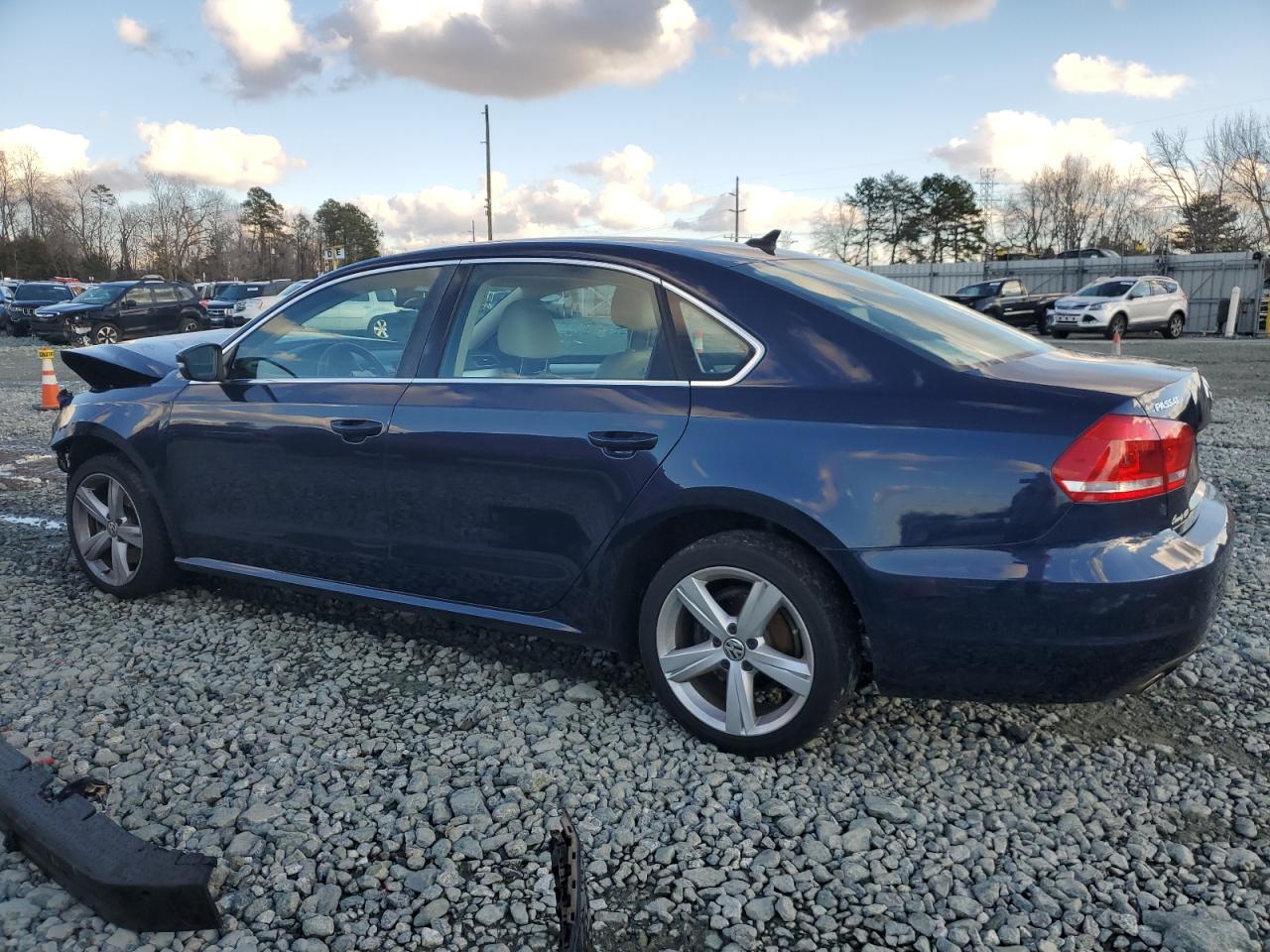 Photo 1 VIN: 1VWBH7A3XDC079696 - VOLKSWAGEN PASSAT 