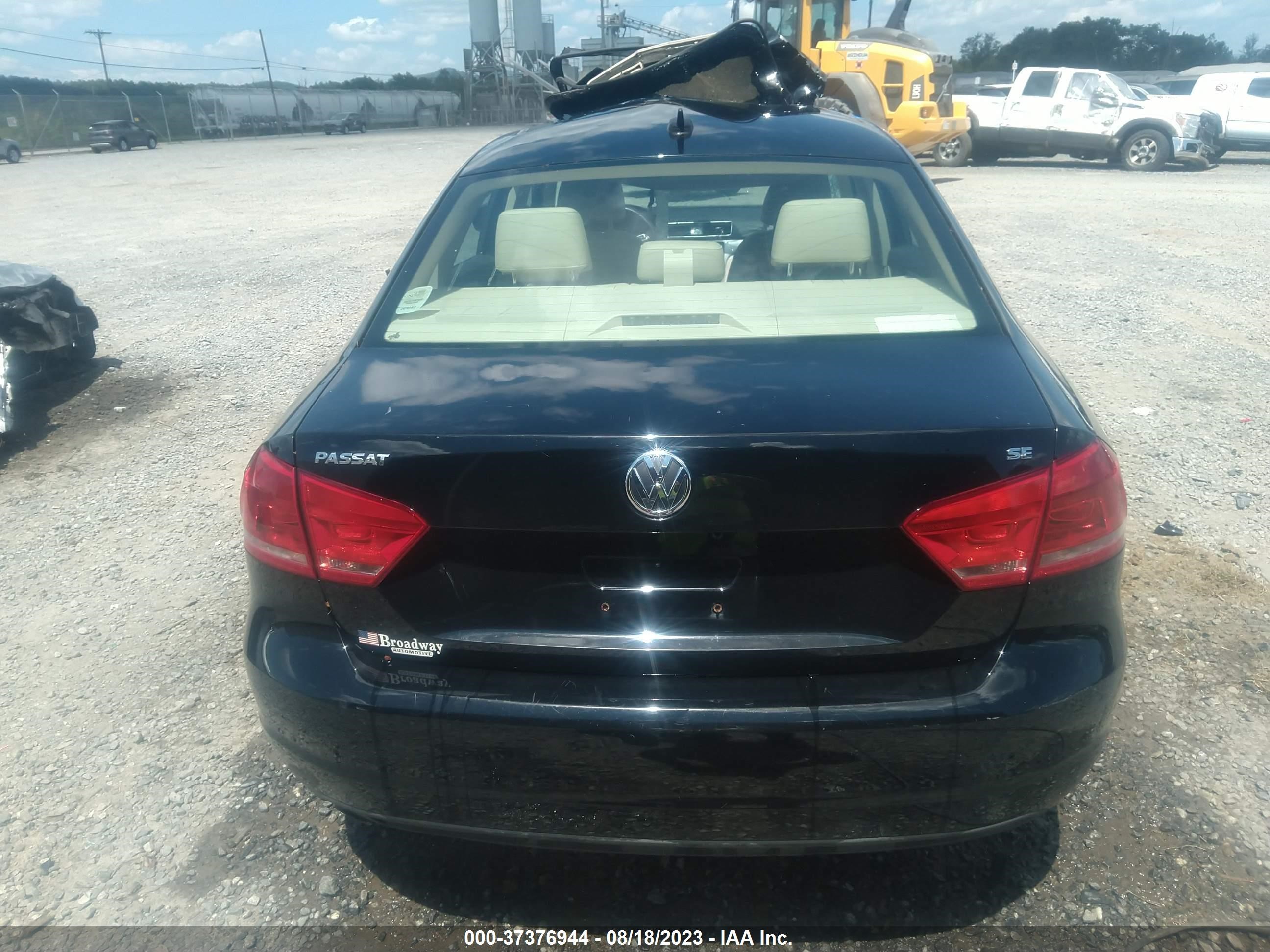 Photo 15 VIN: 1VWBH7A3XDC082615 - VOLKSWAGEN PASSAT 