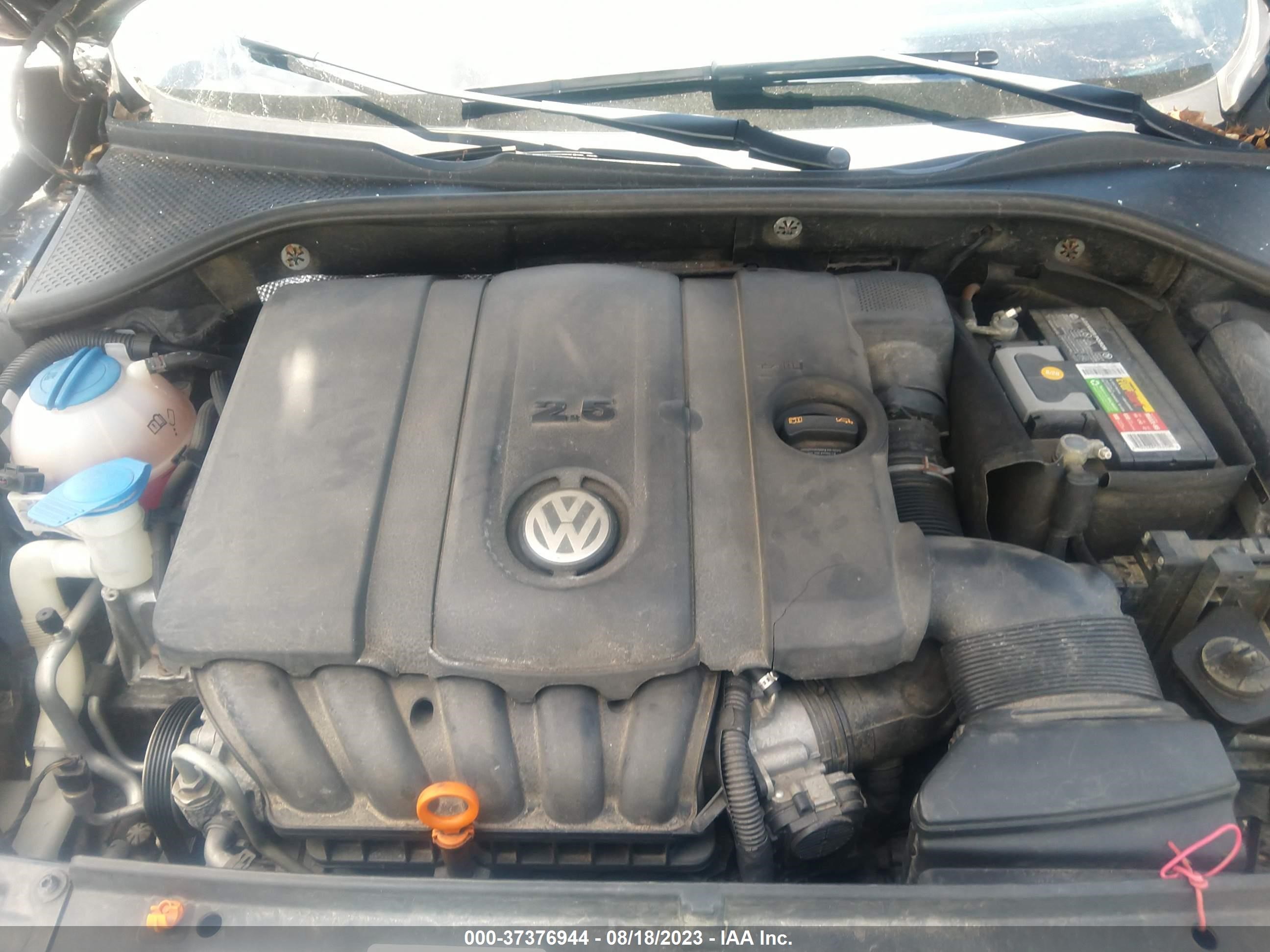 Photo 9 VIN: 1VWBH7A3XDC082615 - VOLKSWAGEN PASSAT 