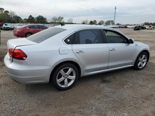 Photo 2 VIN: 1VWBH7A3XDC096529 - VOLKSWAGEN PASSAT SE 