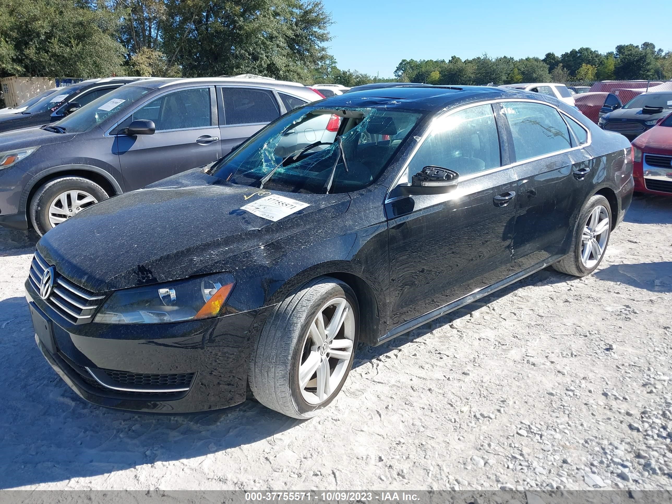 Photo 1 VIN: 1VWBH7A3XDC112180 - VOLKSWAGEN PASSAT 