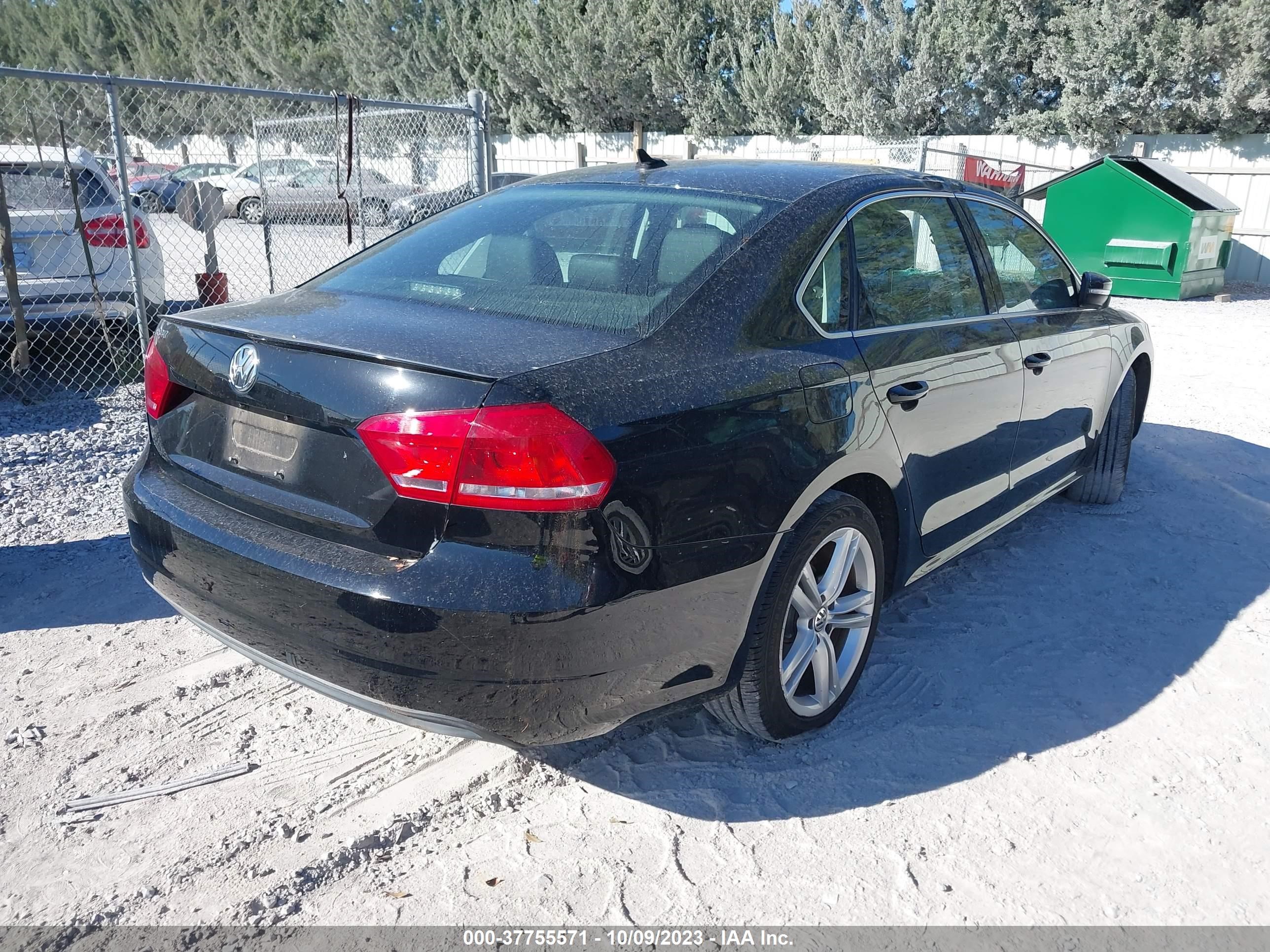 Photo 3 VIN: 1VWBH7A3XDC112180 - VOLKSWAGEN PASSAT 