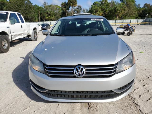 Photo 4 VIN: 1VWBH7A3XEC001887 - VOLKSWAGEN PASSAT SE 