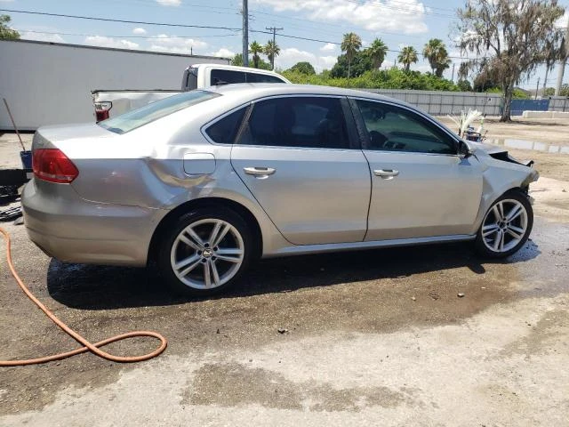 Photo 2 VIN: 1VWBM7A30CC001549 - VOLKSWAGEN PASSAT 