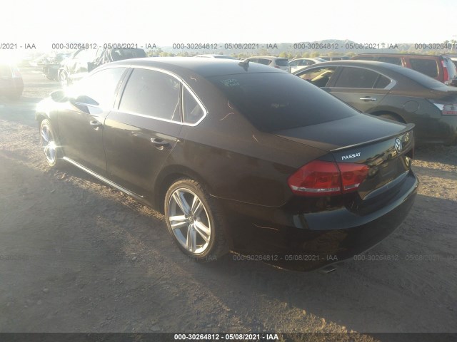 Photo 2 VIN: 1VWBM7A30CC041582 - VOLKSWAGEN PASSAT 