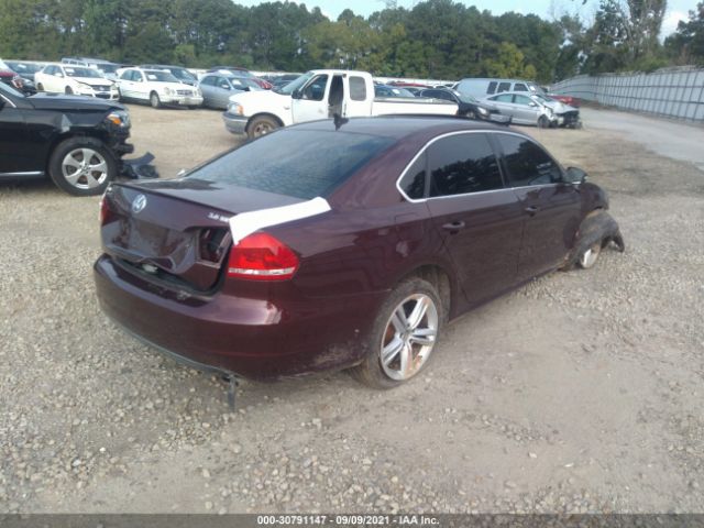 Photo 1 VIN: 1VWBM7A30CC076932 - VOLKSWAGEN PASSAT 