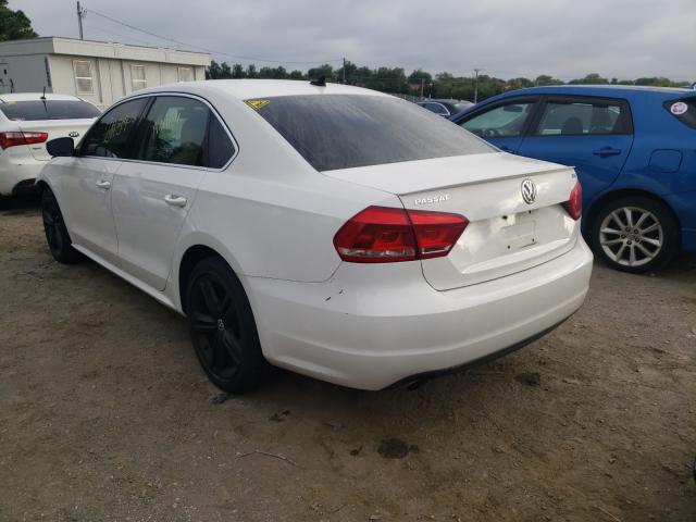 Photo 2 VIN: 1VWBM7A32CC075930 - VOLKSWAGEN PASSAT 