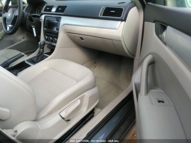 Photo 4 VIN: 1VWBM7A34CC039253 - VOLKSWAGEN PASSAT 