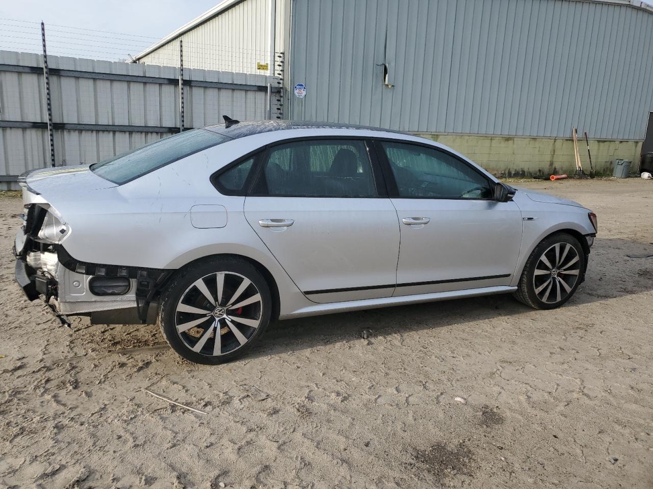 Photo 2 VIN: 1VWBM7A34JC041341 - VOLKSWAGEN PASSAT 