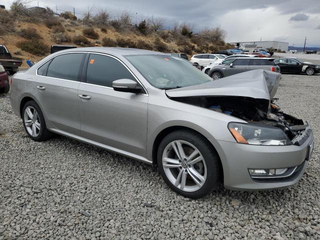 Photo 3 VIN: 1VWBM7A37DC015756 - VOLKSWAGEN PASSAT SE 