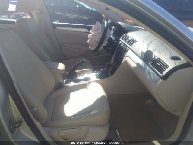 Photo 4 VIN: 1VWBN7A30DC070899 - VOLKSWAGEN PASSAT 