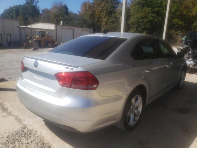 Photo 3 VIN: 1VWBN7A30DC132558 - VOLKSWAGEN PASSAT 