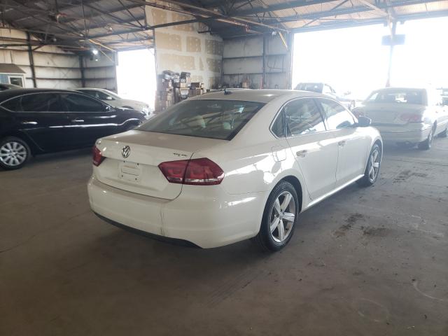 Photo 3 VIN: 1VWBN7A30DC142796 - VOLKSWAGEN PASSAT 