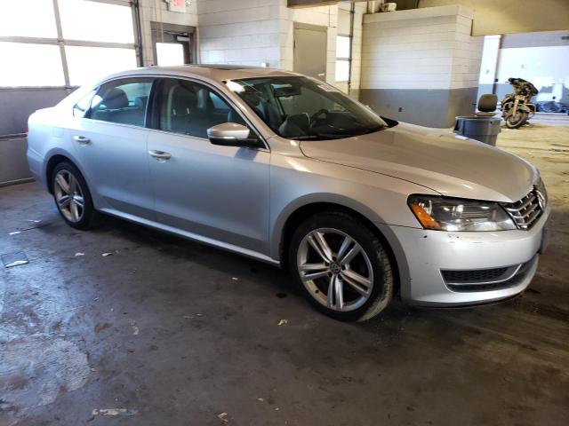 Photo 3 VIN: 1VWBN7A31EC067625 - VOLKSWAGEN PASSAT SE 