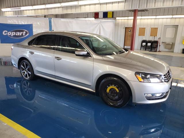 Photo 3 VIN: 1VWBN7A31EC069648 - VOLKSWAGEN PASSAT SE 