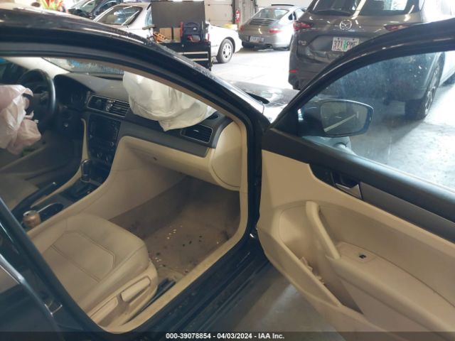 Photo 4 VIN: 1VWBN7A31EC099264 - VOLKSWAGEN PASSAT 