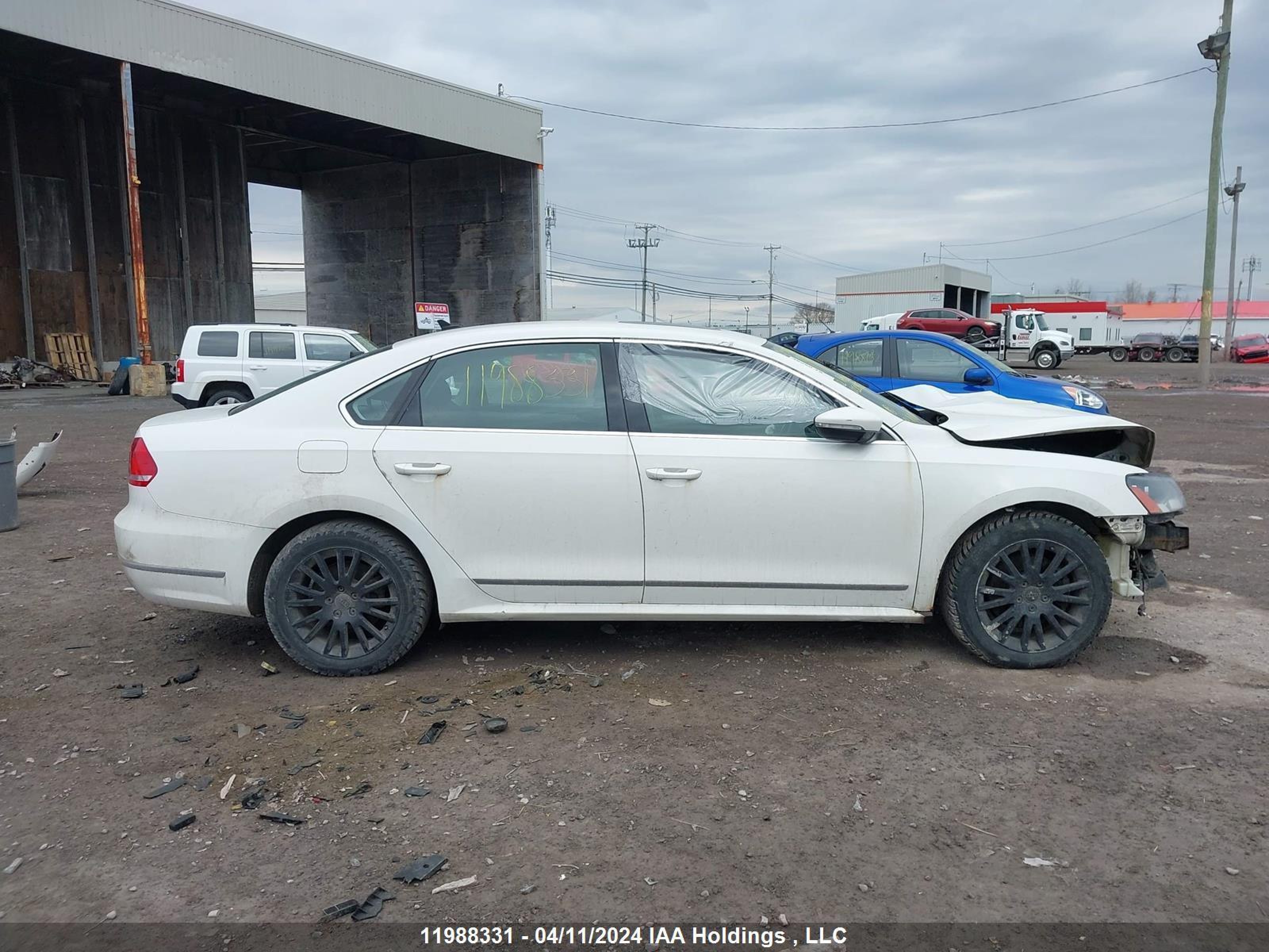 Photo 13 VIN: 1VWBN7A32CC004157 - VOLKSWAGEN PASSAT 