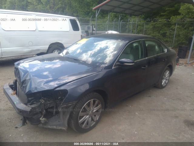 Photo 1 VIN: 1VWBN7A32DC052307 - VOLKSWAGEN PASSAT 