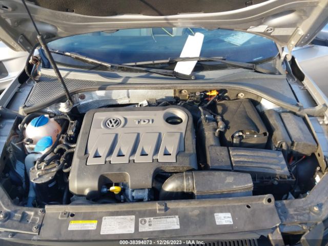 Photo 9 VIN: 1VWBN7A32EC063678 - VOLKSWAGEN PASSAT 