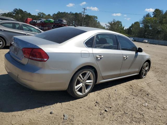 Photo 2 VIN: 1VWBN7A32EC110465 - VOLKSWAGEN PASSAT 