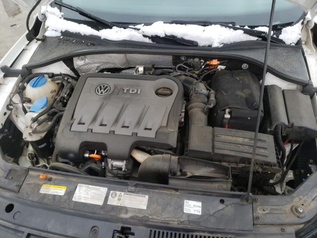 Photo 6 VIN: 1VWBN7A33DC054552 - VOLKSWAGEN PASSAT 