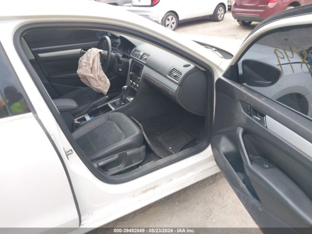 Photo 4 VIN: 1VWBN7A34CC093794 - VOLKSWAGEN PASSAT 