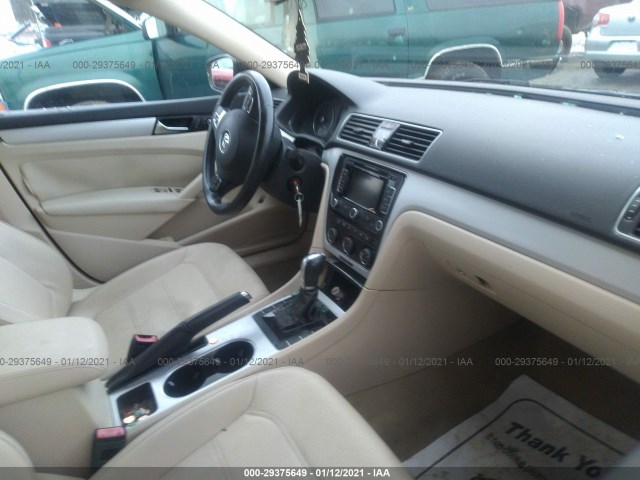 Photo 4 VIN: 1VWBN7A34DC104682 - VOLKSWAGEN PASSAT 