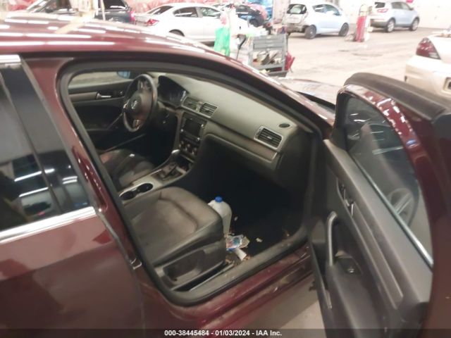 Photo 4 VIN: 1VWBN7A34EC011243 - VOLKSWAGEN PASSAT 