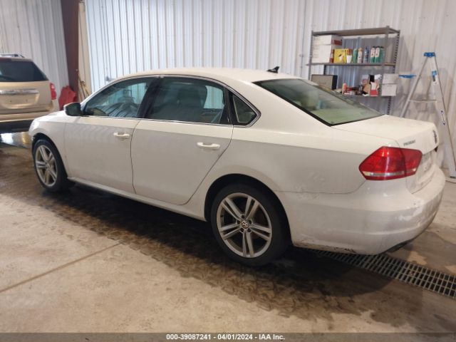 Photo 2 VIN: 1VWBN7A35EC071094 - VOLKSWAGEN PASSAT 