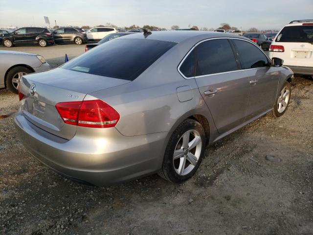 Photo 3 VIN: 1VWBN7A36DC028611 - VOLKSWAGEN PASSAT SE 