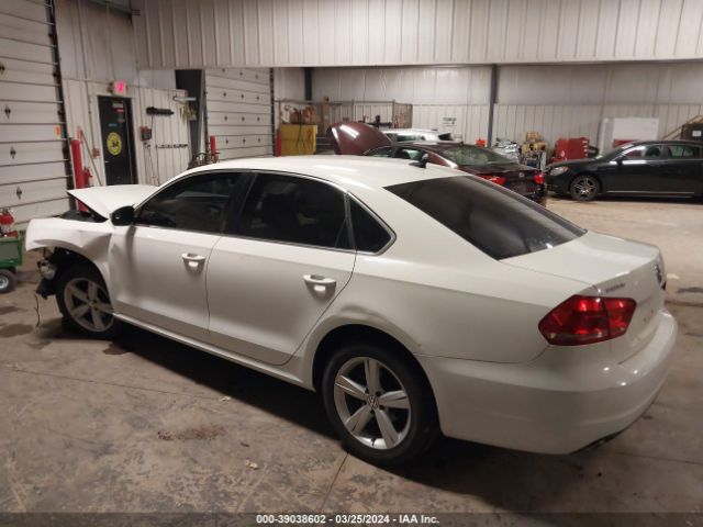 Photo 2 VIN: 1VWBN7A36DC045697 - VOLKSWAGEN PASSAT 