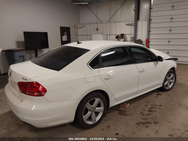 Photo 3 VIN: 1VWBN7A36DC045697 - VOLKSWAGEN PASSAT 