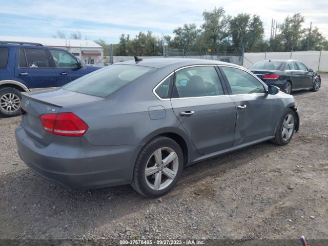 Photo 3 VIN: 1VWBN7A37CC017664 - VOLKSWAGEN PASSAT 