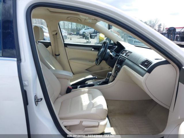 Photo 4 VIN: 1VWBN7A37EC087703 - VOLKSWAGEN PASSAT 