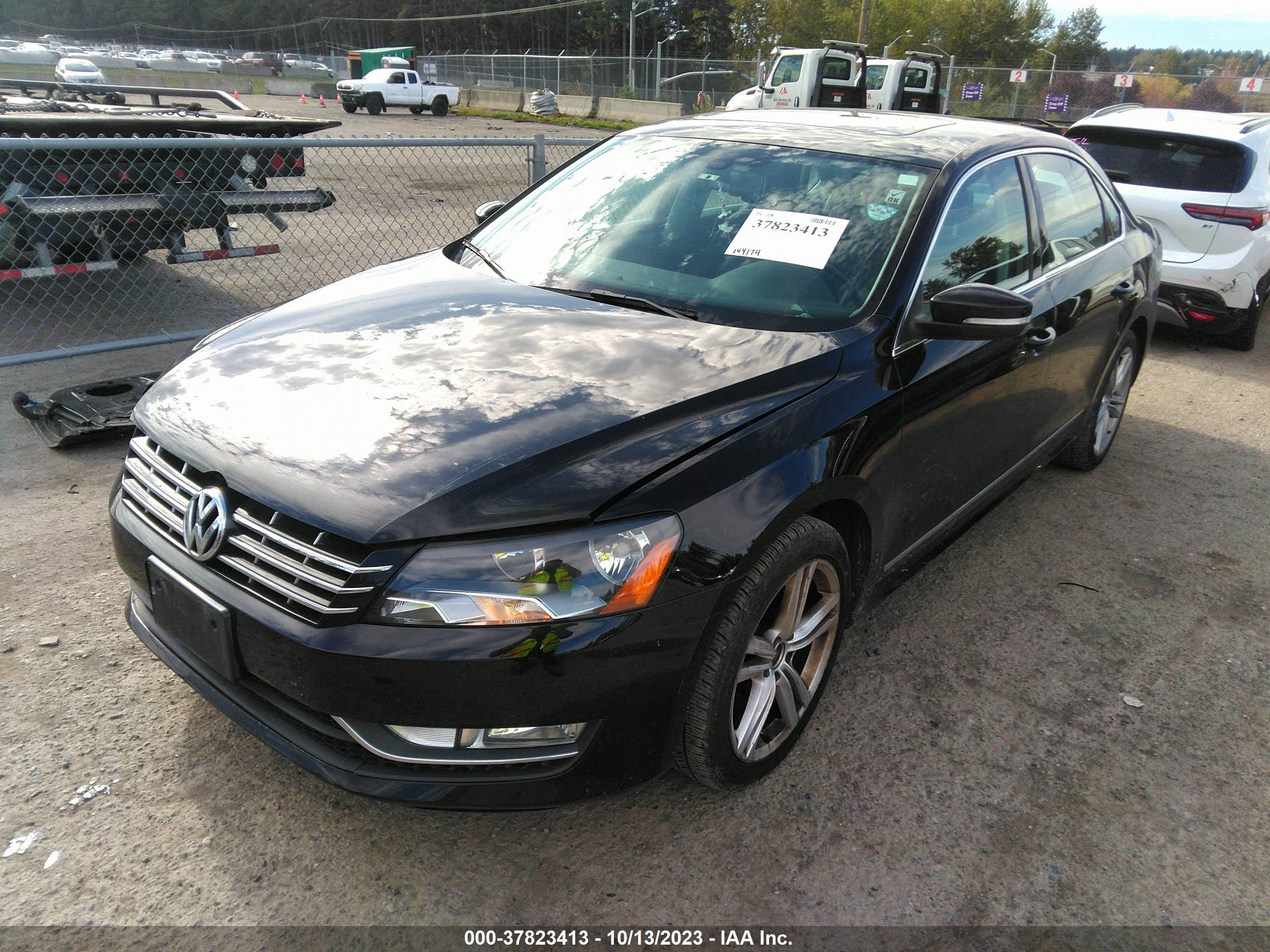 Photo 1 VIN: 1VWBN7A38DC103843 - VOLKSWAGEN PASSAT 