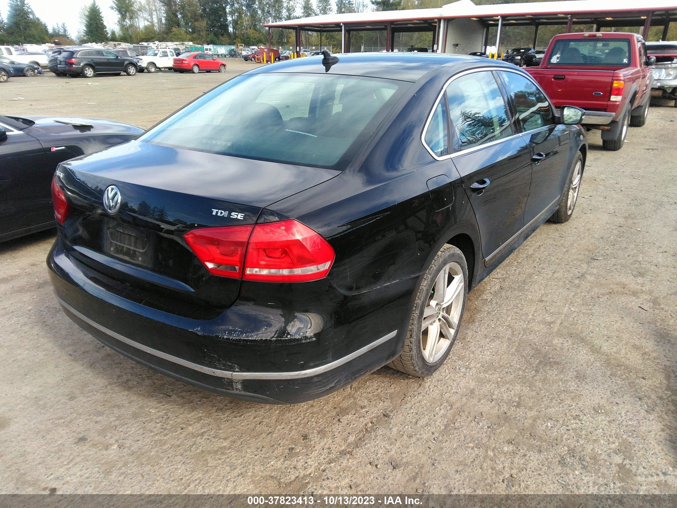 Photo 3 VIN: 1VWBN7A38DC103843 - VOLKSWAGEN PASSAT 