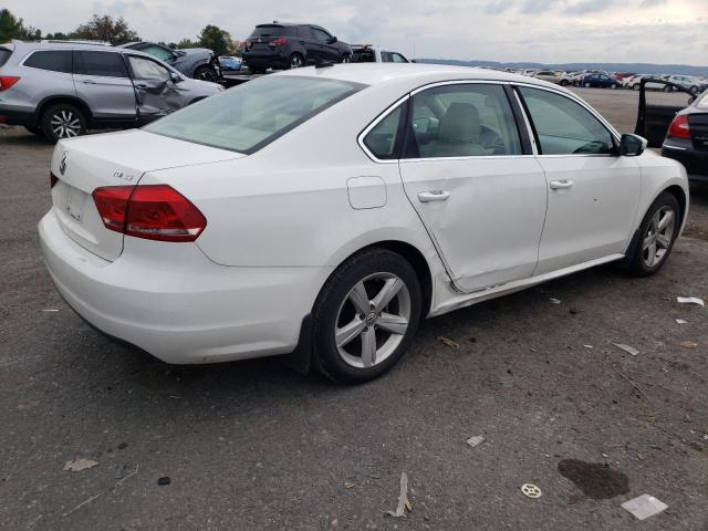 Photo 2 VIN: 1VWBN7A38DC136454 - VOLKSWAGEN PASSAT SE 