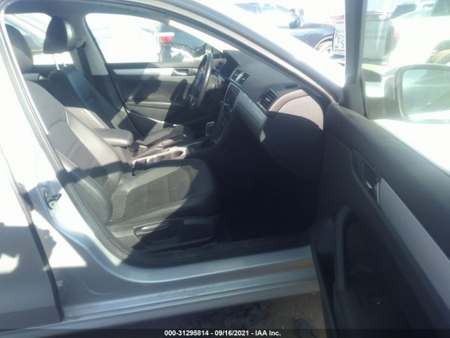 Photo 4 VIN: 1VWBN7A39DC070528 - VOLKSWAGEN PASSAT 